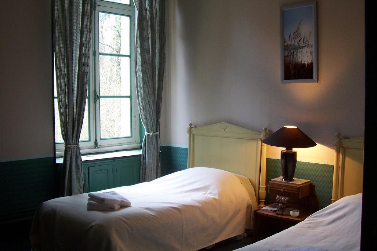 Chateau Champigny Bed and Breakfast Maillet  Habitación foto