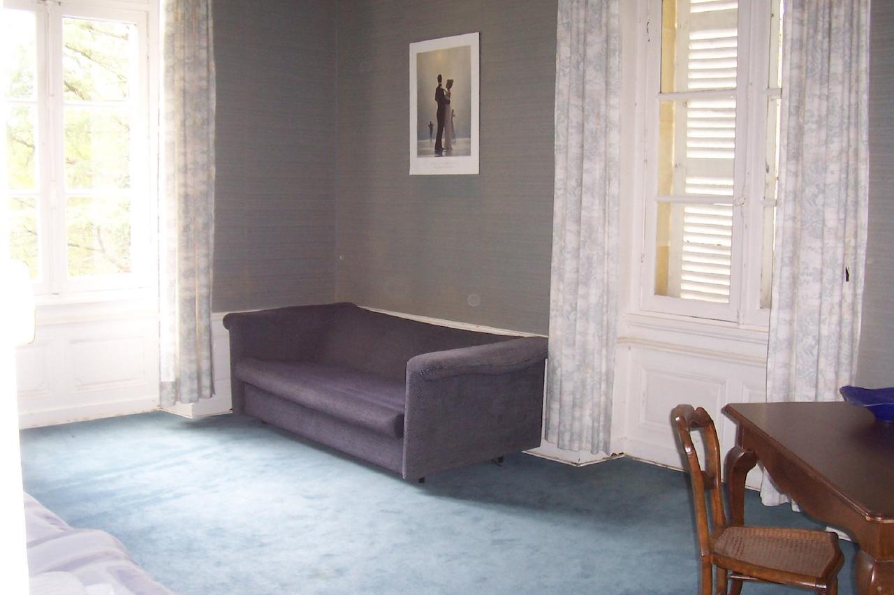 Chateau Champigny Bed and Breakfast Maillet  Habitación foto